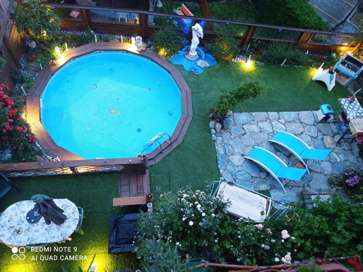 Comfortable Apartment With Panoramic View 65 M² Shared Pool Challand Saint Victor Exterior photo